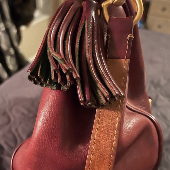 Dooney & Bourke Florentine LARGE Satchel in burgundy color EUC - Picture 5 of 13
